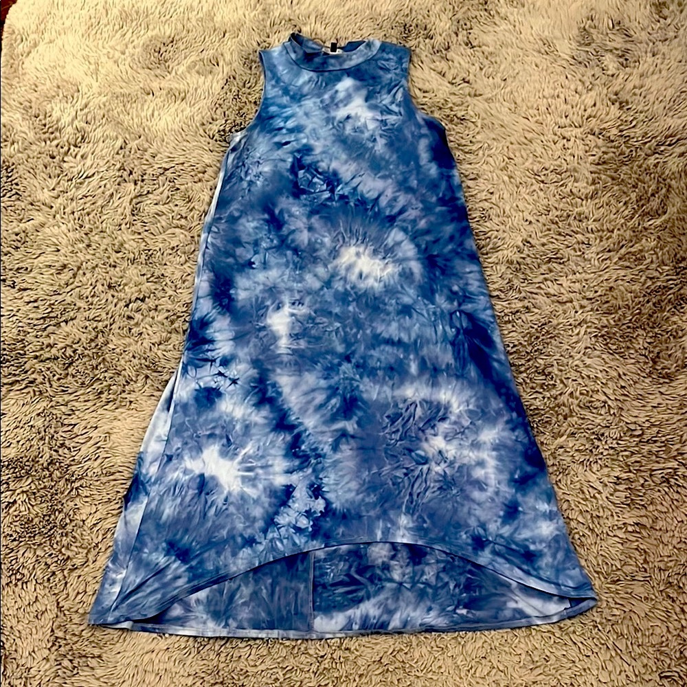 Tiana B. Elegant Blue dress 👗